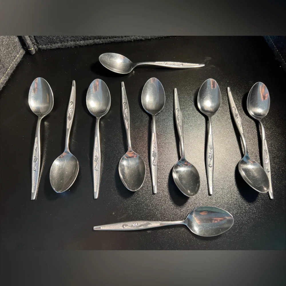 Carlton Stainless Woodcrest Flatware Japan Lot Of‎ 11 Soup Spoons